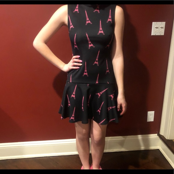 H&M Dresses & Skirts - Eiffel Tower Skater Dress